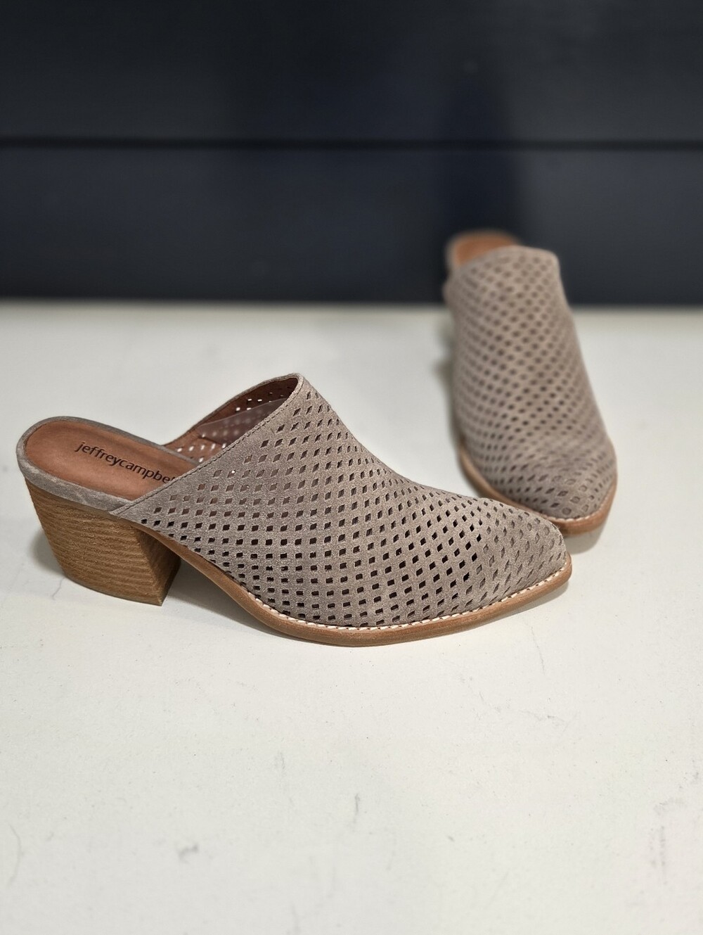 Jeffrey Campbell Favela Perforated Taupe Slip-On Mules Unique Stackwd Heel 9.5